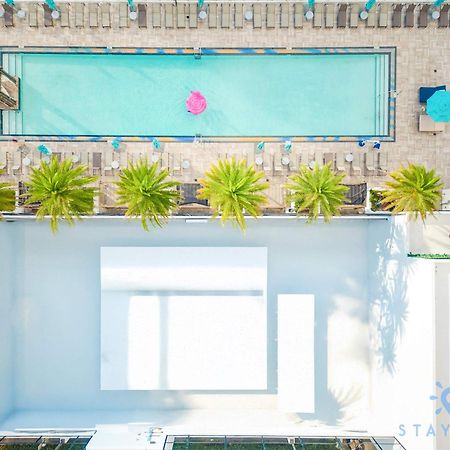 Luxury Amenities, Infinity Pool, Gym, Hot Tub Apartment Hollywood Exterior photo
