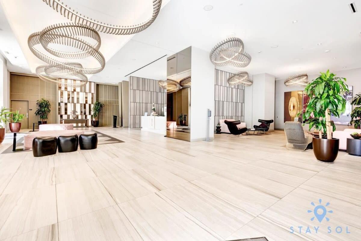 Luxury Amenities, Infinity Pool, Gym, Hot Tub Apartment Hollywood Exterior photo