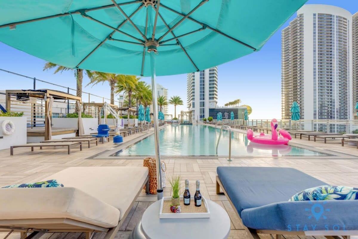Luxury Amenities, Infinity Pool, Gym, Hot Tub Apartment Hollywood Exterior photo